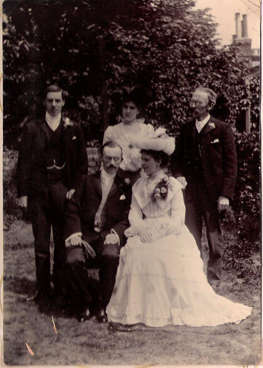 Ernest SOUTHERNWOOD and Rhoda HOWSON’s wedding 1904